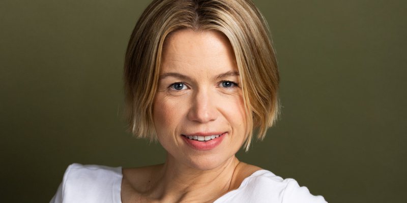 Headshot of Perrin Roosevelt Ireland