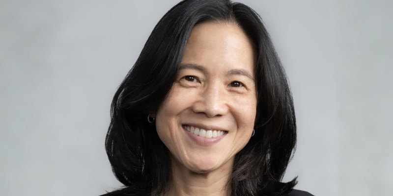 Headshot of Angela Duckworth